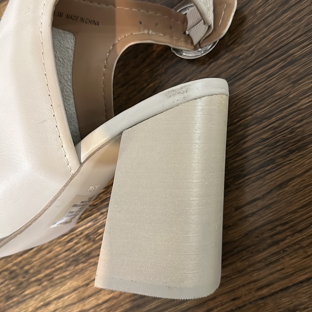 Steve Madden Tangible Bone/Cream Upper Leather Block Heel Open Toe Bootie 6.5M - Picture 10 of 11